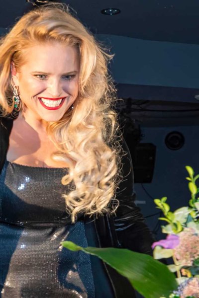 Alena Wilson radí, jak si správně vybrat šaty na ples